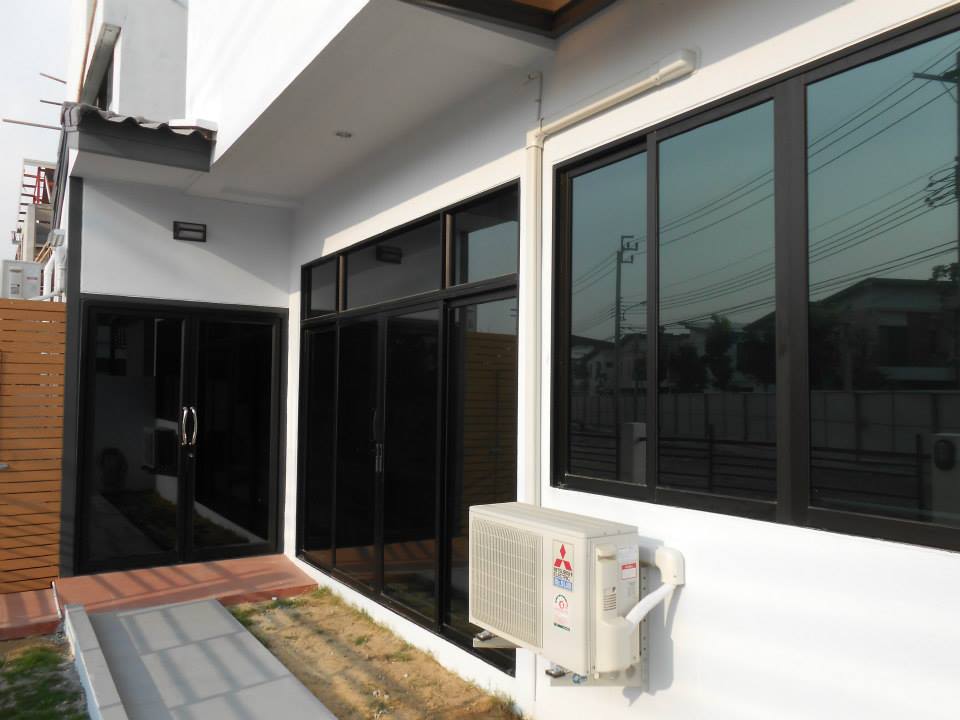 1619331_593140177444273_1433167187_n