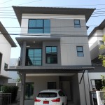 ติดฟิล์มกระจกบ้านที่ บ้านกลางเมือง พระราม2