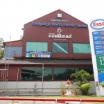 ติดฟิล์มอาคารที่ ศูนย์หนังสือสื่อภาษา เมืองทอง